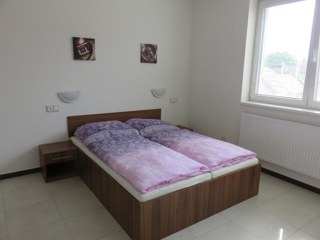Penzion U Dulika Veseli nad Moravou Phòng bức ảnh